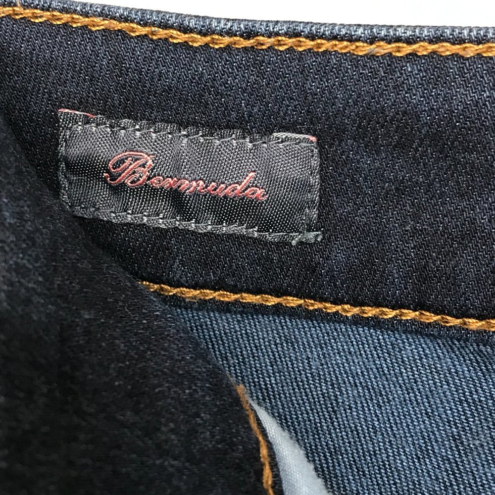 St. John's Bay Denim Bermuda Shorts | Dark Wash | Size 6 - Picture 7 of 8